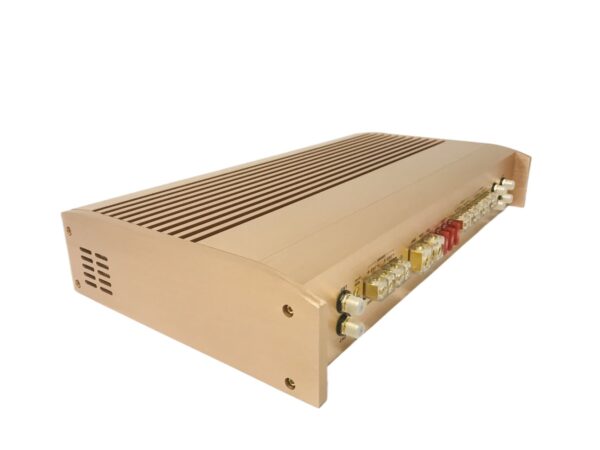 150 watt x 6 channel class AB car amplifier excellent sound quality - Image 2